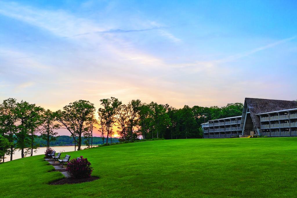Hueston Woods Lodge And Conference Center College Corner Екстериор снимка