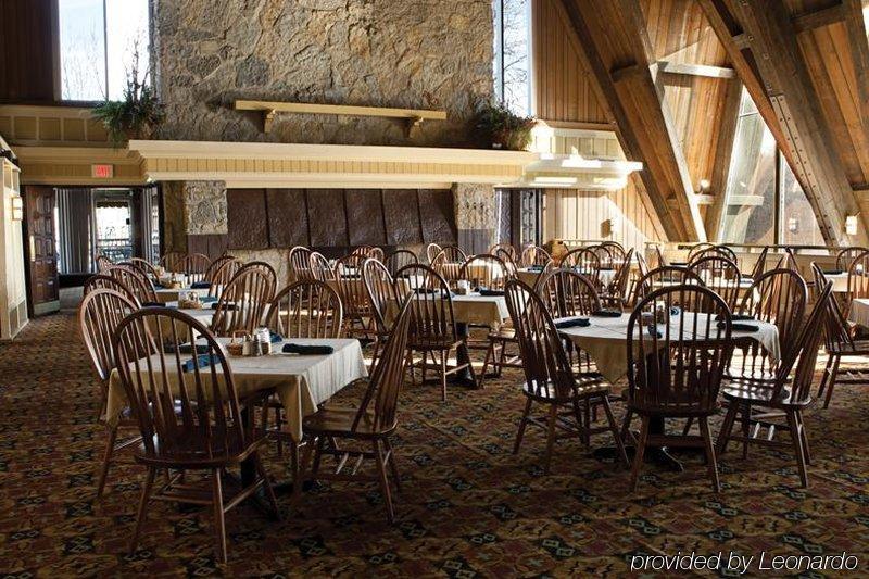 Hueston Woods Lodge And Conference Center College Corner Екстериор снимка