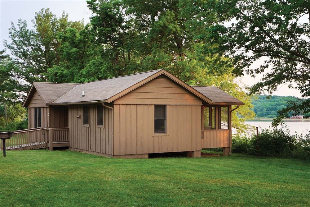 Hueston Woods Lodge And Conference Center College Corner Екстериор снимка