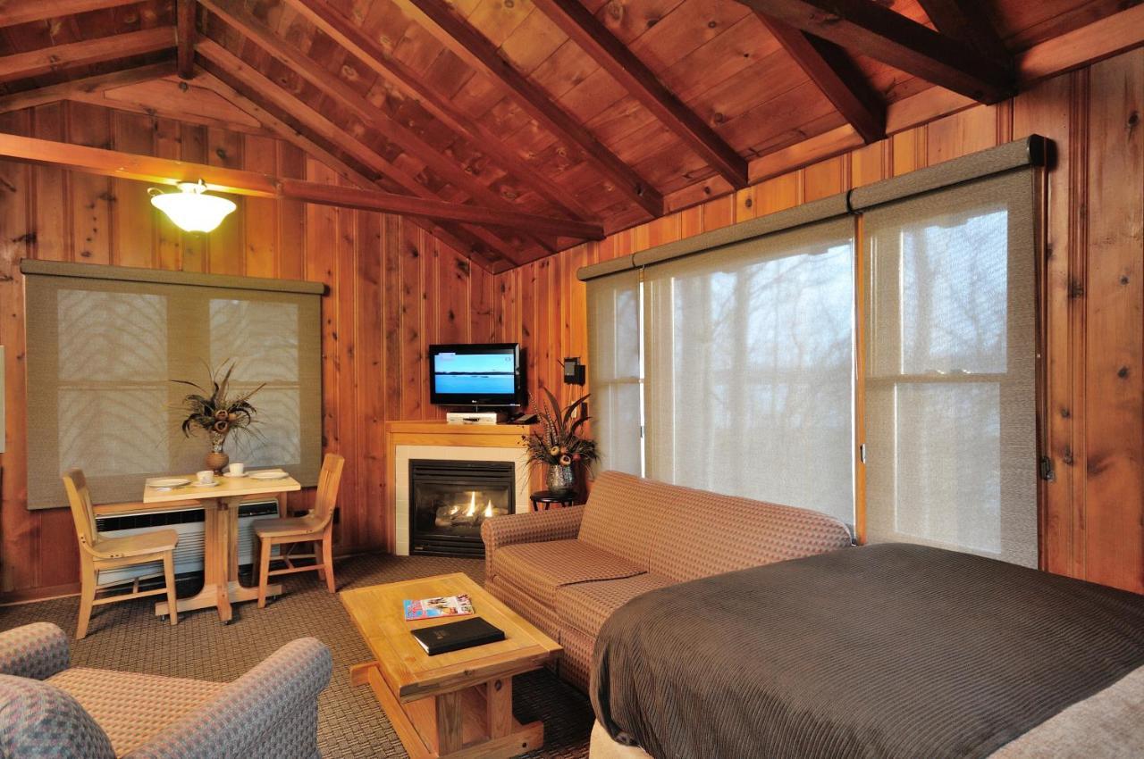 Hueston Woods Lodge And Conference Center College Corner Екстериор снимка