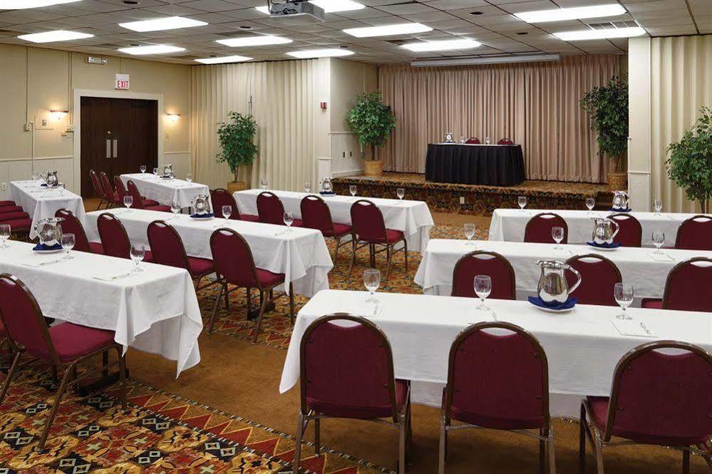 Hueston Woods Lodge And Conference Center College Corner Екстериор снимка